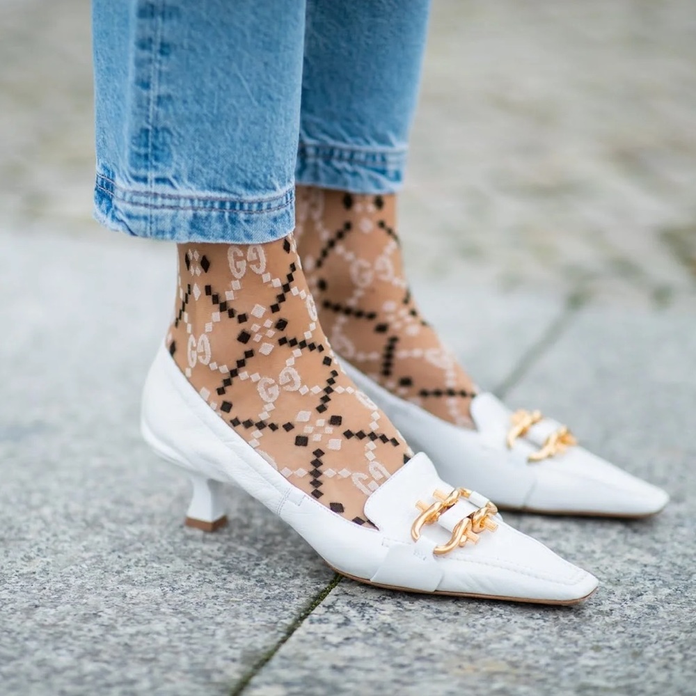 Bottega Veneta Square Toe Kitten-Heel Loafers pump - Picture 14 of 16